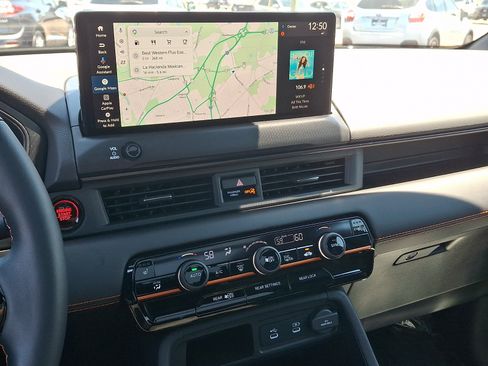 Used 2026 Honda Pilot TrailSport image 19