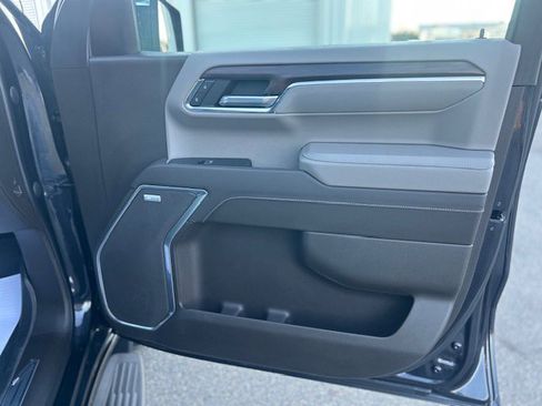 Used 2023 GMC Sierra 1500 SLT w/ SLT Premium Package image 13