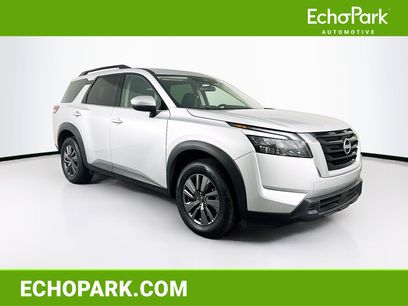 Used 2025 Nissan Pathfinder SV