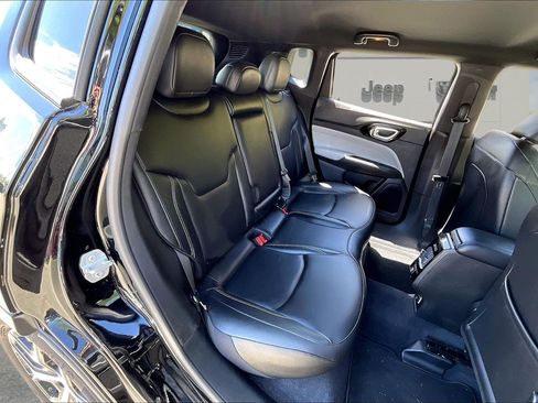Certified 2025 Jeep Compass Limited AWD/4WD image 23