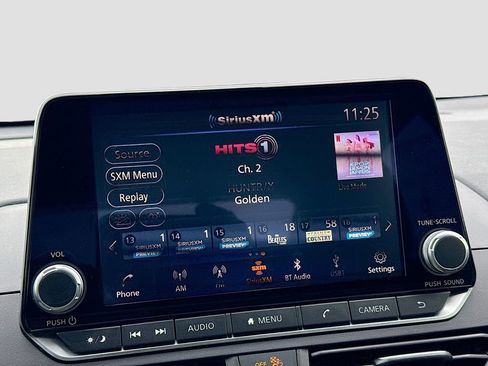 Used 2024 Nissan Altima 2.5 SR image 13