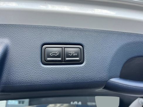 New 2026 Kia Carnival EX FWD image 13