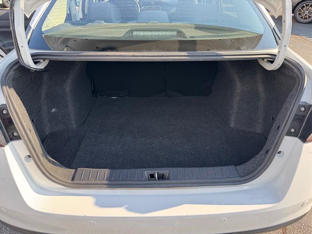 Certified 2024 Nissan Versa S w/ S Plus Package FWD image 10