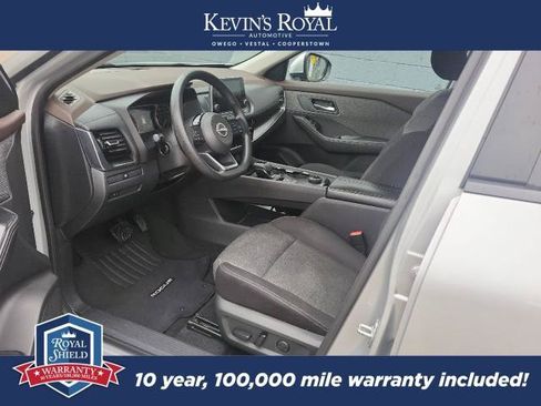 Used 2022 Nissan Rogue SV AWD/4WD image 10