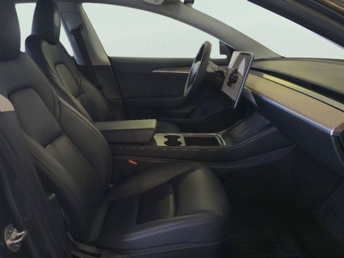 Used 2023 Tesla Model Y AWD image 20