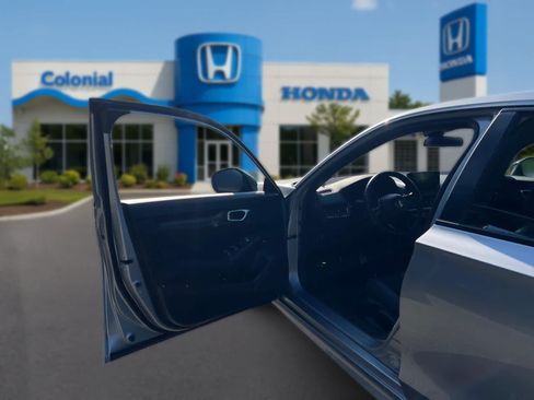 Used 2024 Honda Civic Sport image 16