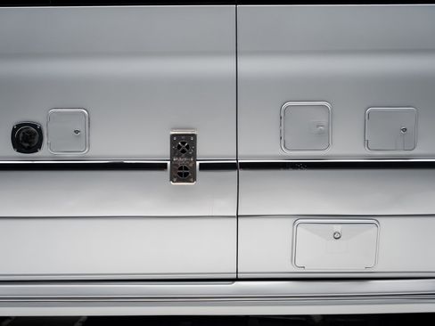 Used 2021 Mercedes-Benz Sprinter 3500 image 21