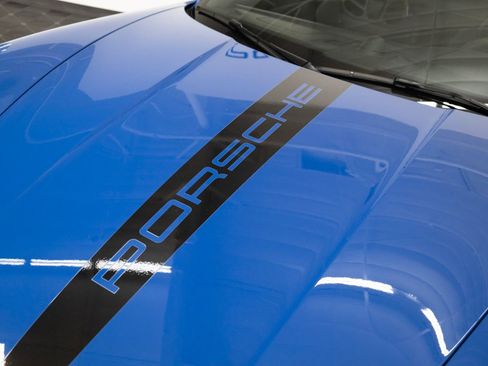 Certified 2025 Porsche 911 Carrera GTS RWD image 11