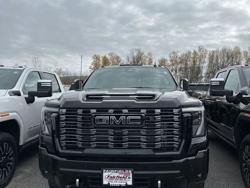 New 2025 GMC Sierra 3500 Denali Ultimate image 1