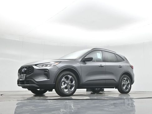 New 2025 Ford Escape ST-Line w/ Equipment Group 301A image 43