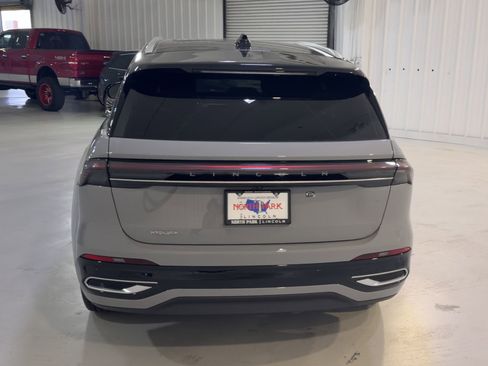 New 2026 Lincoln Nautilus Reserve AWD/4WD image 8
