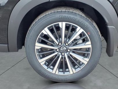 New 2026 Nissan Pathfinder Platinum