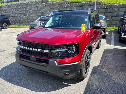 Used 2026 Ford Bronco Sport Outer Banks AWD/4WD image 4