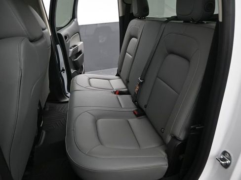 Used 2022 Chevrolet Colorado W/T image 12