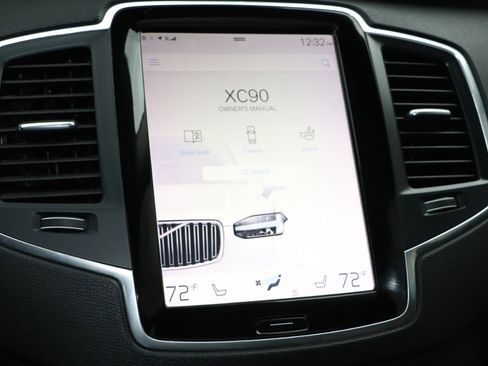 Used 2019 Volvo XC90 T6 Momentum w/ Protection Package Premier image 31