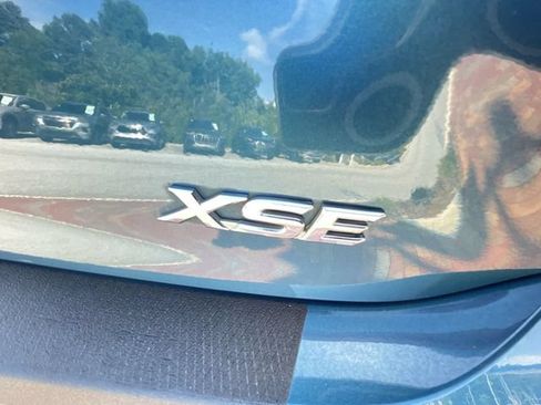 Used 2025 Toyota Camry XSE AWD/4WD image 30