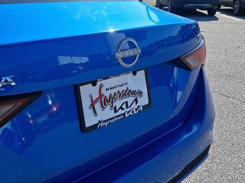Used 2024 Nissan Sentra SV FWD image 30
