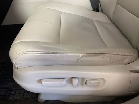 Used 2010 Honda Pilot EX-L image 14