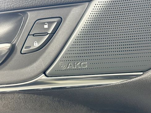 Used 2024 Cadillac CT4 V Blackwing w/ Technology Package image 18