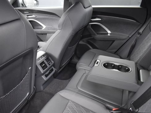 New 2026 Audi SQ5 Premium Plus AWD/4WD image 18