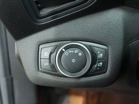 Used 2017 Ford Escape SE w/ Equipment Group 201A image 15