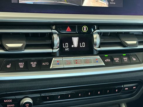 Used 2021 BMW 330i Sedan w/ Convenience Package RWD image 19