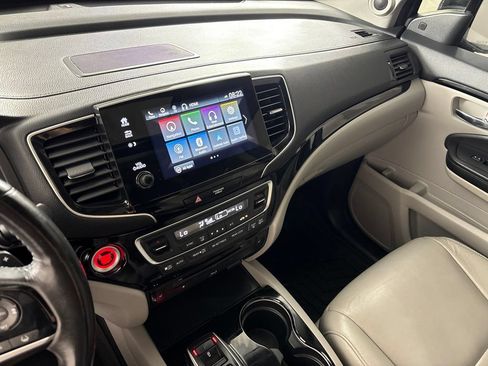 Used 2019 Honda Pilot Touring image 39