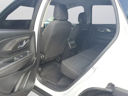 Used 2022 GMC Terrain SLE FWD image 13