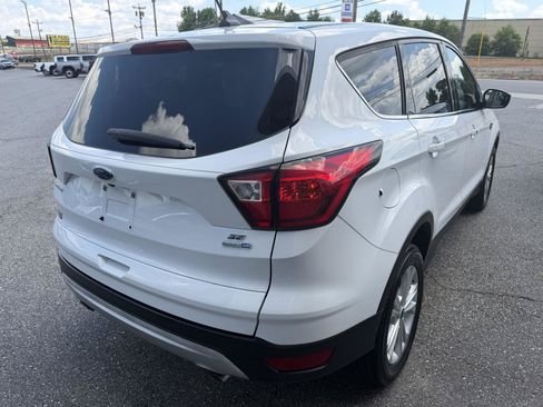 Used 2019 Ford Escape SE AWD/4WD image 10