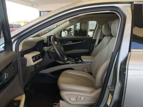 Used 2023 Lincoln Nautilus Reserve w/ Equipment Group 201A AWD/4WD image 11
