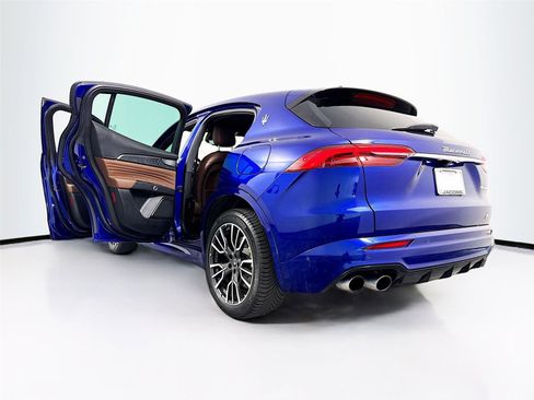 Used 2024 Maserati Grecale GT AWD/4WD image 44