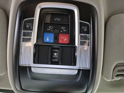 Used 2024 RAM 2500 Laramie image 21