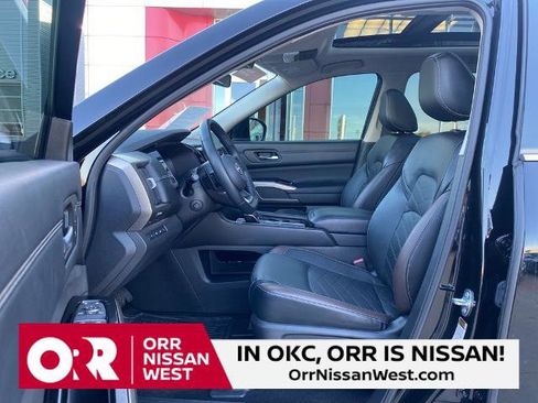 Certified 2024 Nissan Pathfinder Platinum w/ Cargo Package image 15