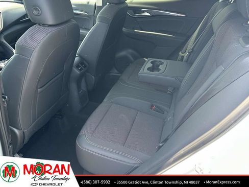 Certified 2022 Buick Envision Preferred FWD image 12