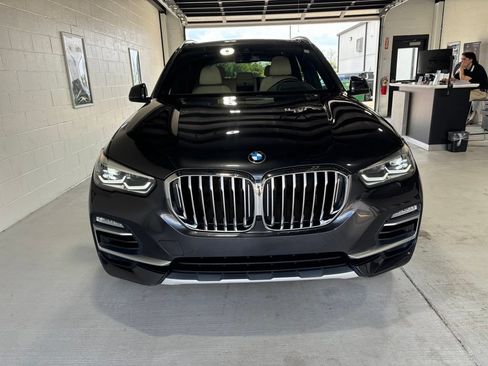 Used 2021 BMW X5 sDrive40i w/ Premium Package RWD image 2