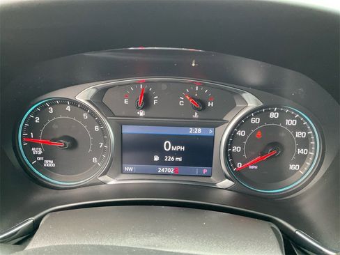 Used 2024 Chevrolet Equinox RS w/ RS Leather Package image 18