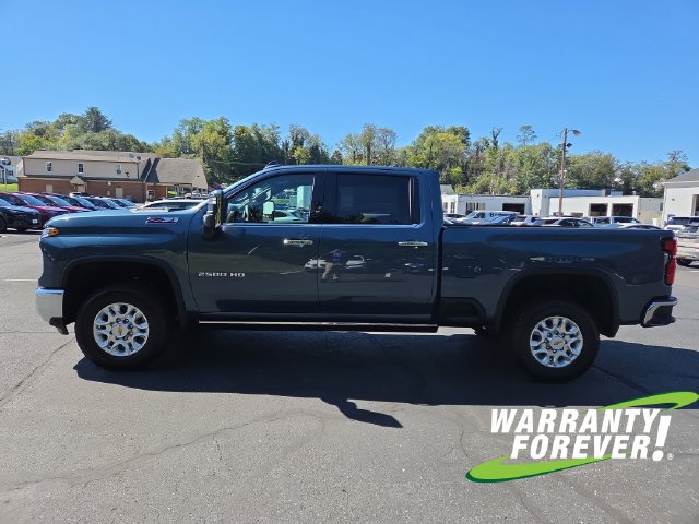 New 2026 Chevrolet Silverado 2500 LTZ w/ LTZ Premium Package AWD/4WD image 4