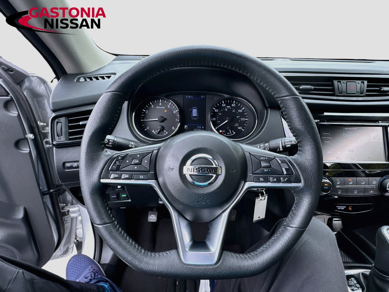 Used 2019 Nissan Rogue S w/ Special Edition Package FWD image 13