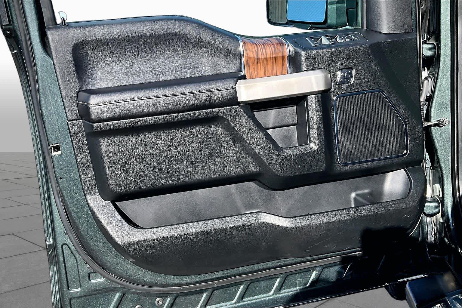 Used 2018 Ford F150 Lariat AWD/4WD image 22