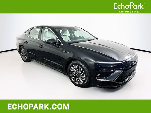 Used 2025 Hyundai Sonata SEL image 1