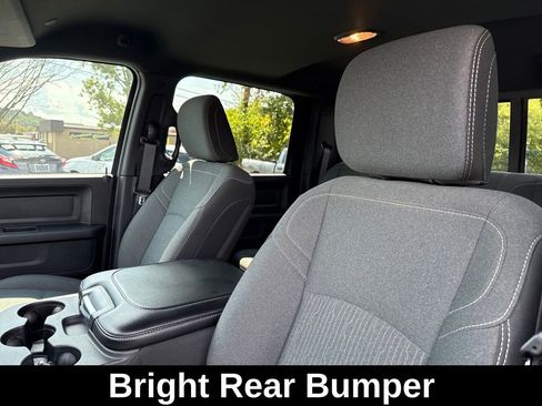 Used 2024 RAM 2500 Tradesman w/ Chrome Appearance Group image 15