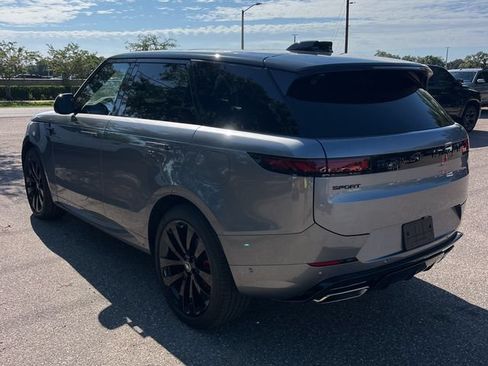 Used 2025 Land Rover Range Rover Sport Dynamic SE AWD/4WD image 7