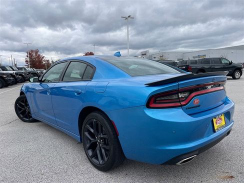 Used 2023 Dodge Charger SXT w/ Blacktop Package image 7