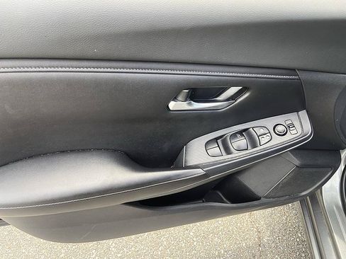 Used 2021 Nissan Sentra SV FWD image 7