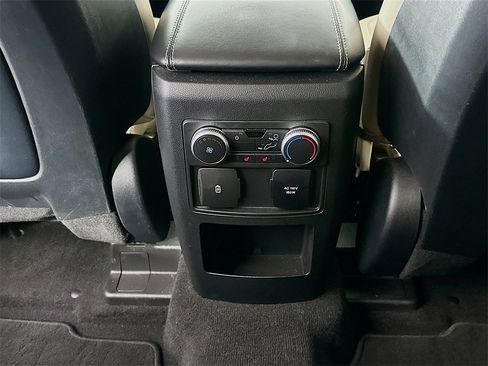 Used 2020 Ford Explorer Limited image 27