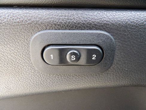 Used 2016 Jeep Grand Cherokee Limited image 49