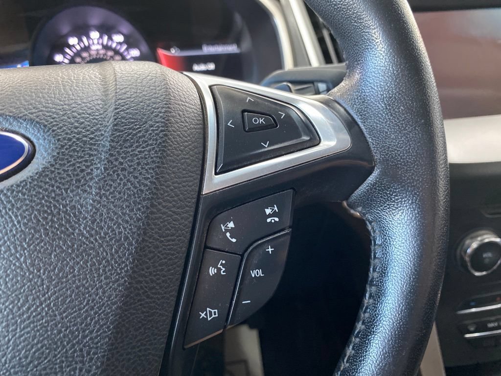 Used 2016 Ford Edge SEL AWD/4WD image 22