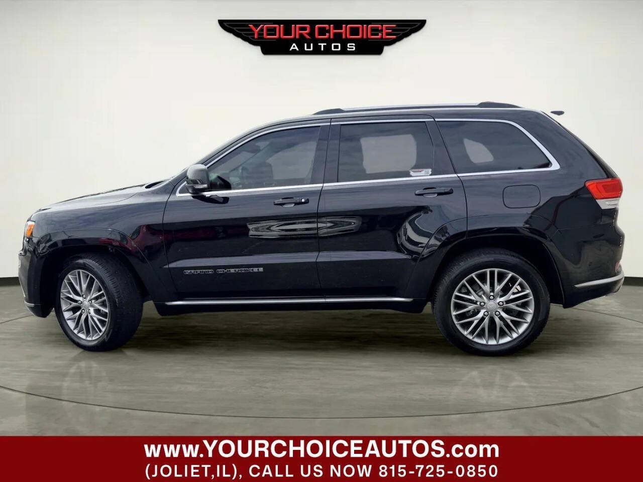 Used 2017 Jeep Grand Cherokee Summit w/ Platinum Series Group AWD/4WD image 2