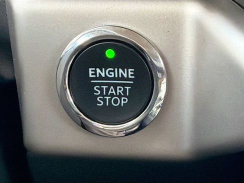 Used 2024 Ford Expedition Max XLT AWD/4WD image 37