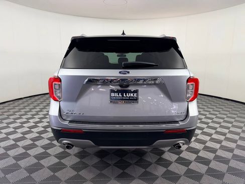 Used 2022 Ford Explorer Limited AWD/4WD image 9